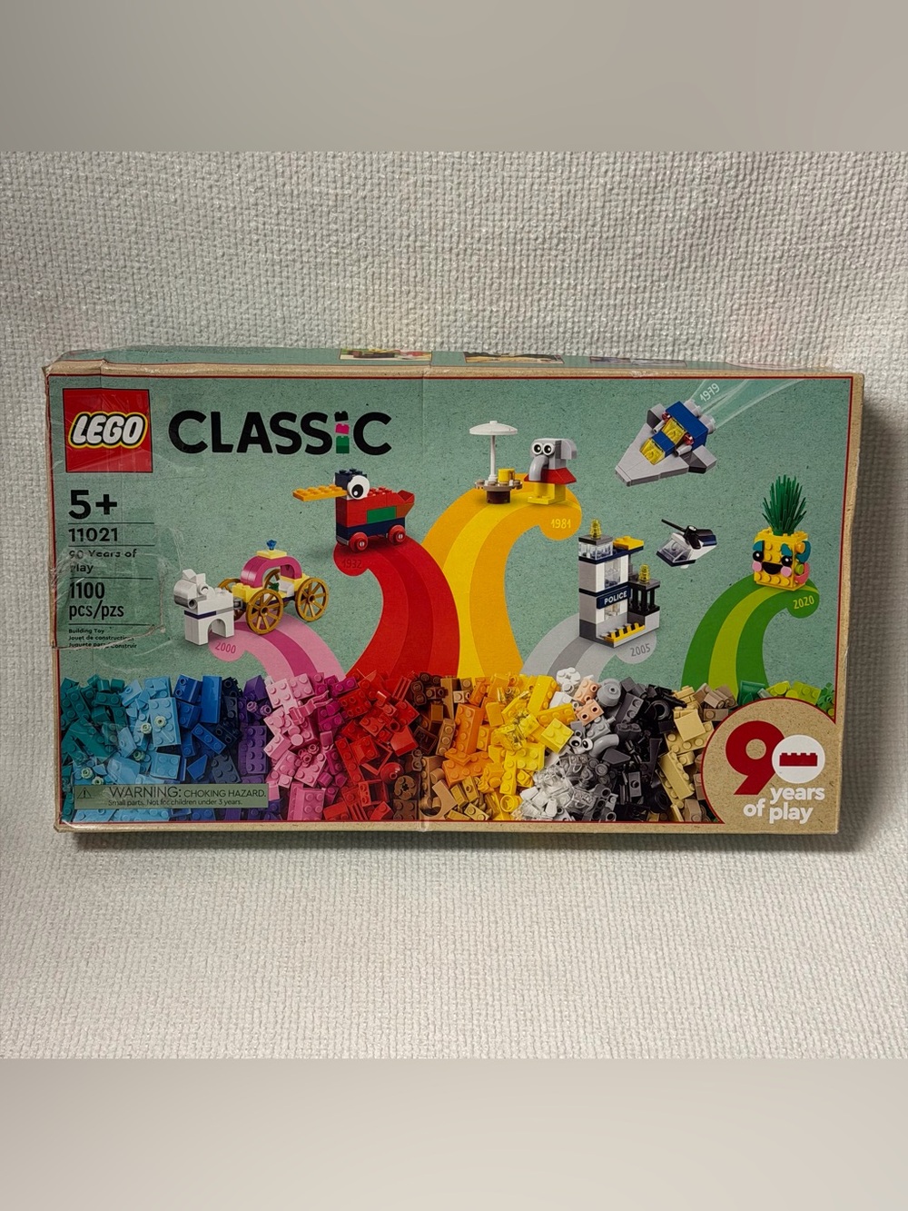 LEGO 11021 Classic 90 Years of Play Set Retired - Picture 2 of 3